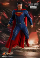 Superman  Sixth Scale Figure by Hot Toys  Justice League